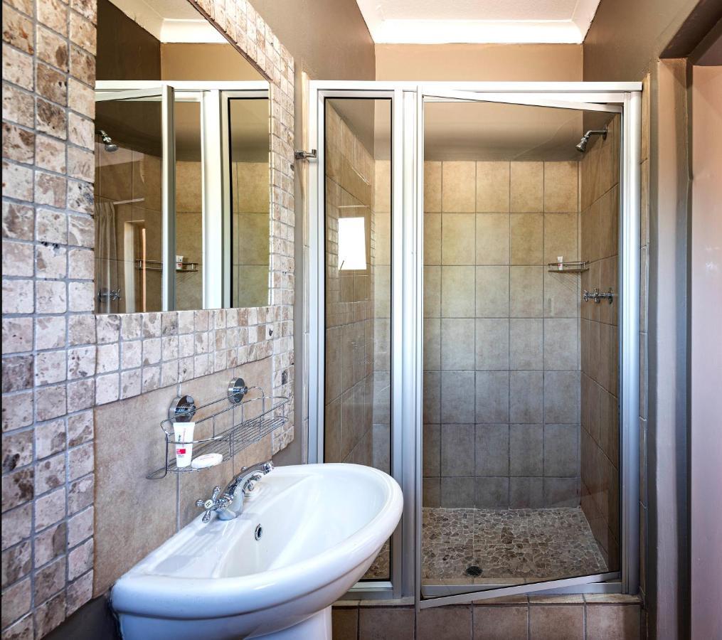Upington Inn Экстерьер фото